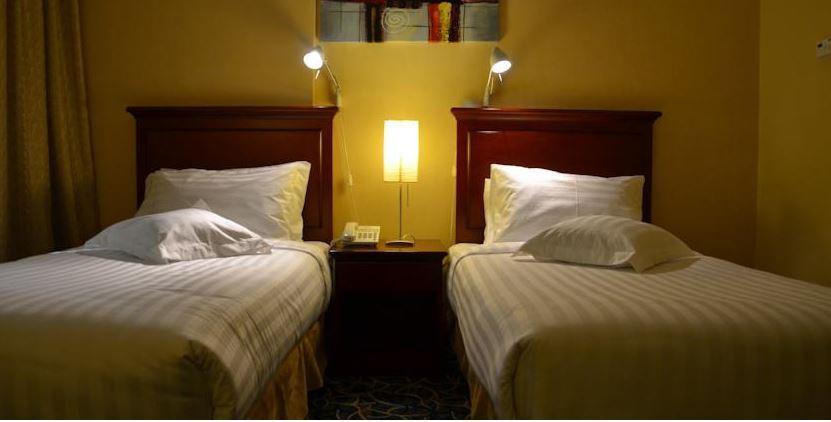 Richmond Greens Hotel Дубай Экстерьер фото